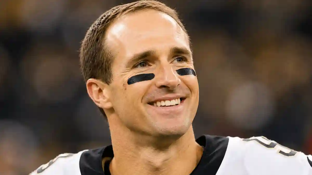 Drew Brees' 8 Must-Watch NFL Moments Every Fan Should Remember