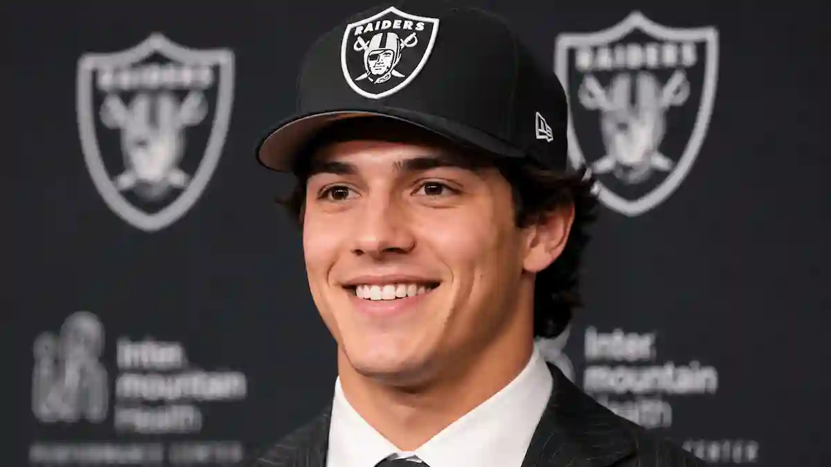 Raiders Breaking: No. 1 Pick Fernando Mendoza Signs 4-Year Deal