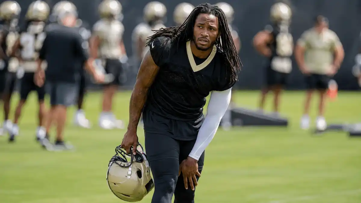 Home 10 Alvin Kamara Injury: SHOCKING 4–6 Week Saints Setback