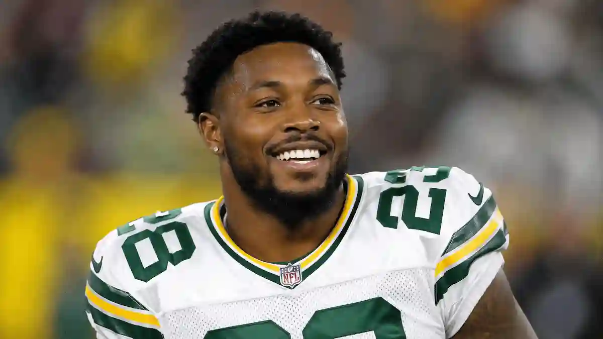 Josh Jacobs Suspension: 3 Strong Packers Backup Options