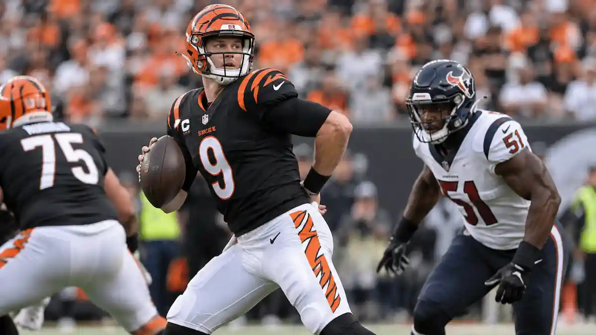 Joe Burrow Will Play — So Why Is His Back Still the Story?